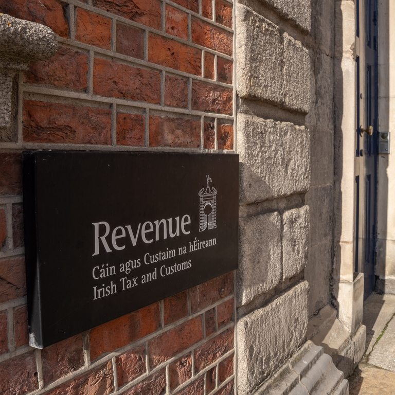 Updated guidance on tax clearance for non-resident vendors